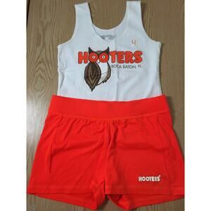 B16 #4 Hooters Girl Worn Sexy Uniform Tank & New Shorts Boca Raton FLA Small